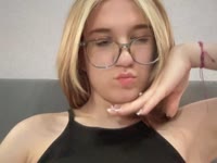 I love to talk about various interesting topics, dominate, and tell how I spend my day)
