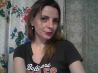 I am a very beautiful and responsive girl with a secret inside... Slim and thin, I think there are men who like that...