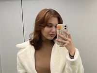 camgirl photo BrynnMeury