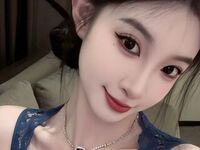 hot naked webcamgirl ClaraElla