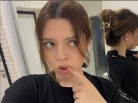 chat room live cam DevonaChurchey