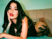 naked girl with webcam fingering pussy EmiliaVanRose