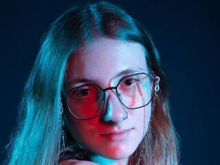 hot webcam video EvelyneSchroff