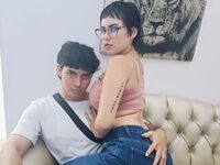 camgirl jerking off cock LunnaAndLiamn