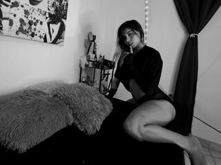 camgirl bondage live cam AntonellaBrow