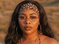 webcam girl latex webcam KarolaingGomes