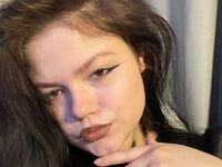 camgirl fetish webcam RavenGraves