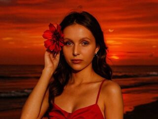 naughty camgirl fingering shaved pussy AfraGills