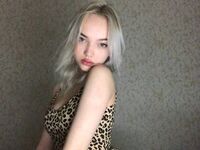 beautiful webcamgirl AftonGitt