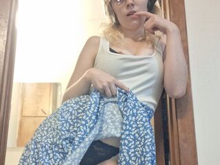 cam slut chat AjaJones