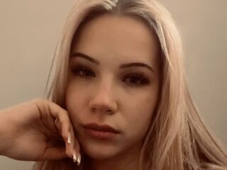 voyeur web cam AletaKunde