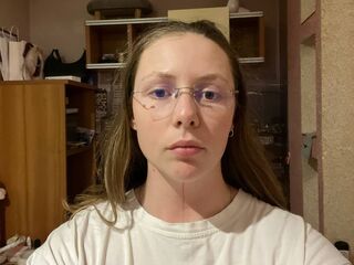sexy camgirl live AlysaThomson