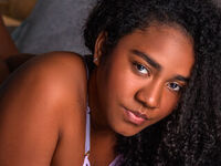 cam girl masturbating with sextoy AmaraRuiiz