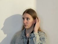live sex webcam AmiEllert