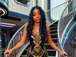 camgirl spreading pussy AnnaBrownis