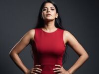 strip tease show AparaLuxe