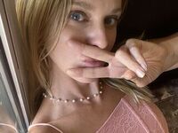 live cam girl picture Bellainlingerie