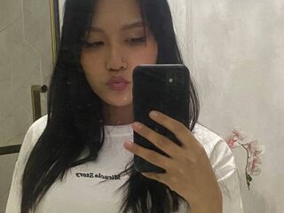 beautiful girlcam BerniceMaguire