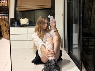 nude webcam girl BrandiStover