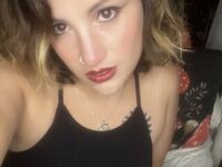 hot cam girl masturbating with dildo BrattyBride