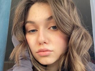 webcamgirl BriannaMauzey