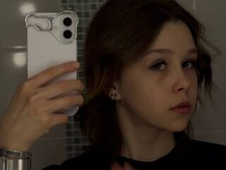 naked cam girl picture CorieDemagastris