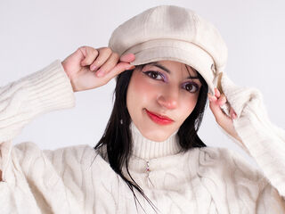 camgirl masturbating with vibrator DafneRivas