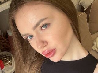 camwhore fingering shaved pussy DemetriaSefton