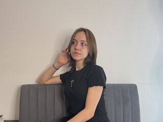 naked girl with webcam masturbating with vibrator DevonaBranecki