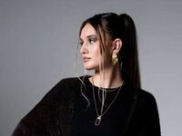 girl webcam show EileenChaton