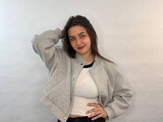 video chat ElaraWhitmoren