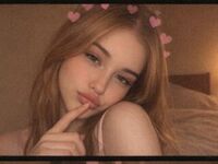 girl webcam naked ElaraWinslow