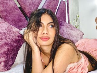 beautiful webcamgirl EliWest