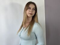 cam girl playing with sextoy EllenUnzueta