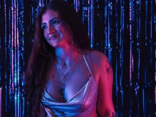 hot naked webcamgirl EmilianaKors