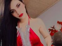 camgirl masturbating with vibrator EmmyliEvanz