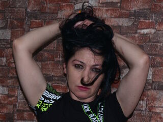 free live cam chat ErikaElvie