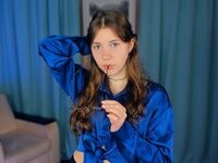 beautiful webcamgirl GwendolynDolby