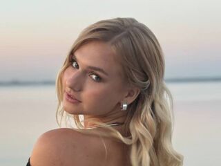 camgirl photo HelenPetrini