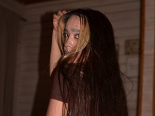 camslut spreading pussy IvyMoore