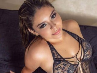 girl fingering pussy JessicaTaylort