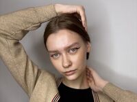 hot cam girl masturbating with vibrator JonnieHillen