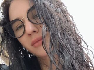 naughty cam girl fingering pussy JosieAlegna
