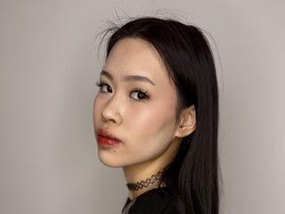 masturbating camgirl KarleneDaza