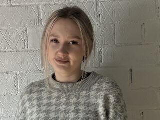 naked cam KarynMcguire