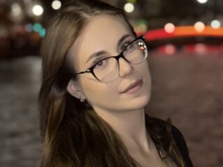 girl webcam show KatieRyken