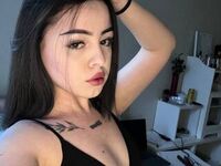 cam girl playing with sextoy KitaTomson