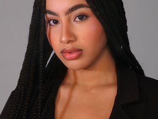 beautiful camgirl KloeBenetti