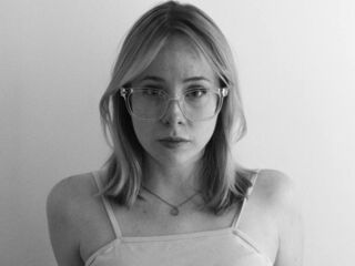 naked girl with webcam LanaAmster