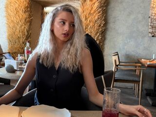 hot cam slut LavernVink